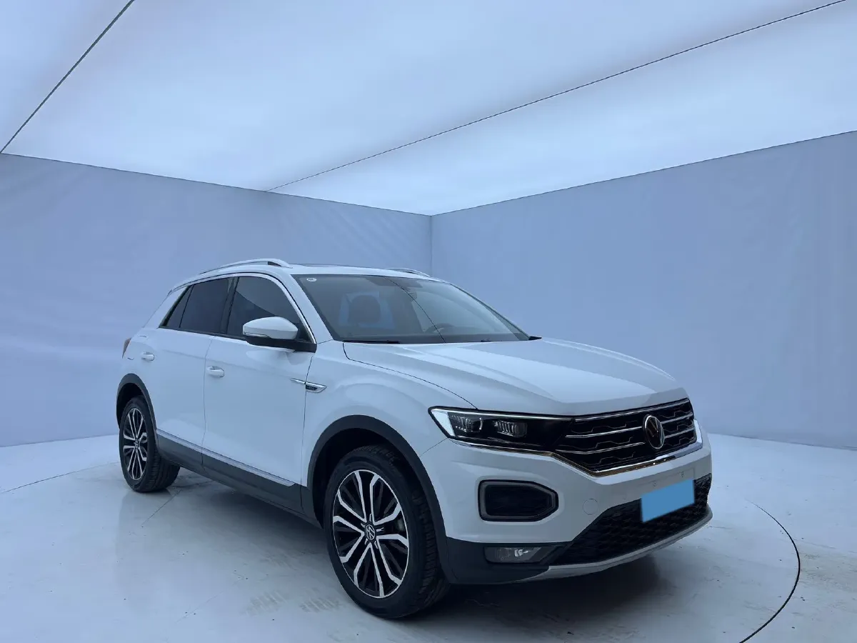 2022 Volkswagen T-Roc 1.4T 150HP L4 7DCT,autocango,china used car exporter,china ev exporter,chinese used car exporter,chinese used ev exporter