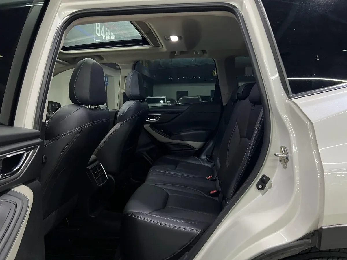 2022 Subaru Forester 2.0L 154HP H4 CVT,autocango,china used car exporter,china ev exporter,chinese used car exporter,chinese used ev exporter