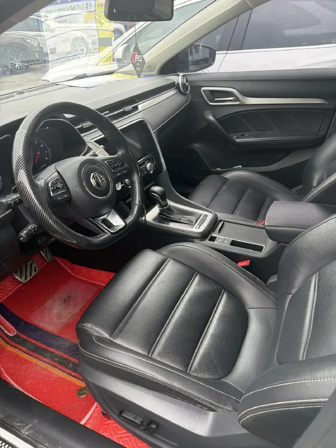 2019 MAXUS XinTu V80 2.5T 136HP L4 6AMT,autocango,china used car exporter,china ev exporter,chinese used car exporter,chinese used ev exporter