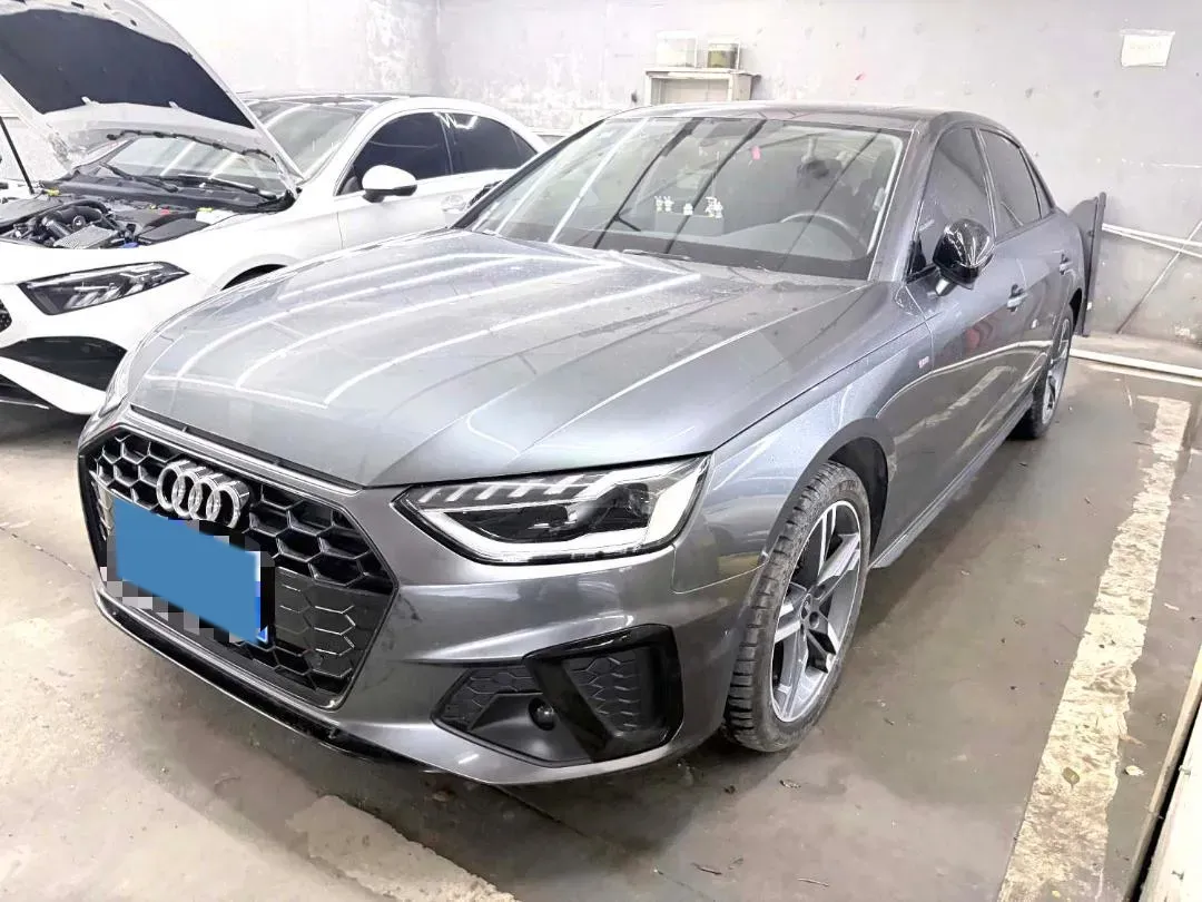 2024 Audi A4L 2.0T 190HP L4 7DCT,autocango,china used car exporter,china ev exporter,chinese used car exporter,chinese used ev exporter