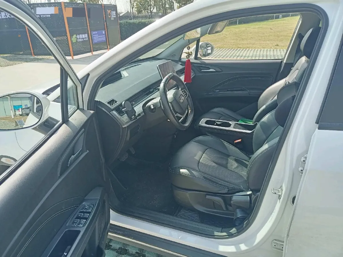 2022 Leapmotor T03 BEV 41KWH,autocango,china used car exporter,china ev exporter,chinese used car exporter,chinese used ev exporter