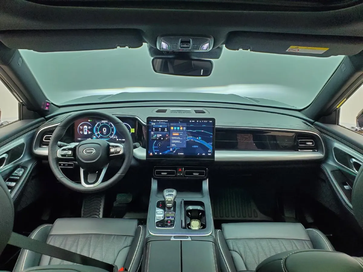 2024 GAC Trumpchi GS8 2.0T 252HP L4 8AT,autocango,china used car exporter,china ev exporter,chinese used car exporter,chinese used ev exporter