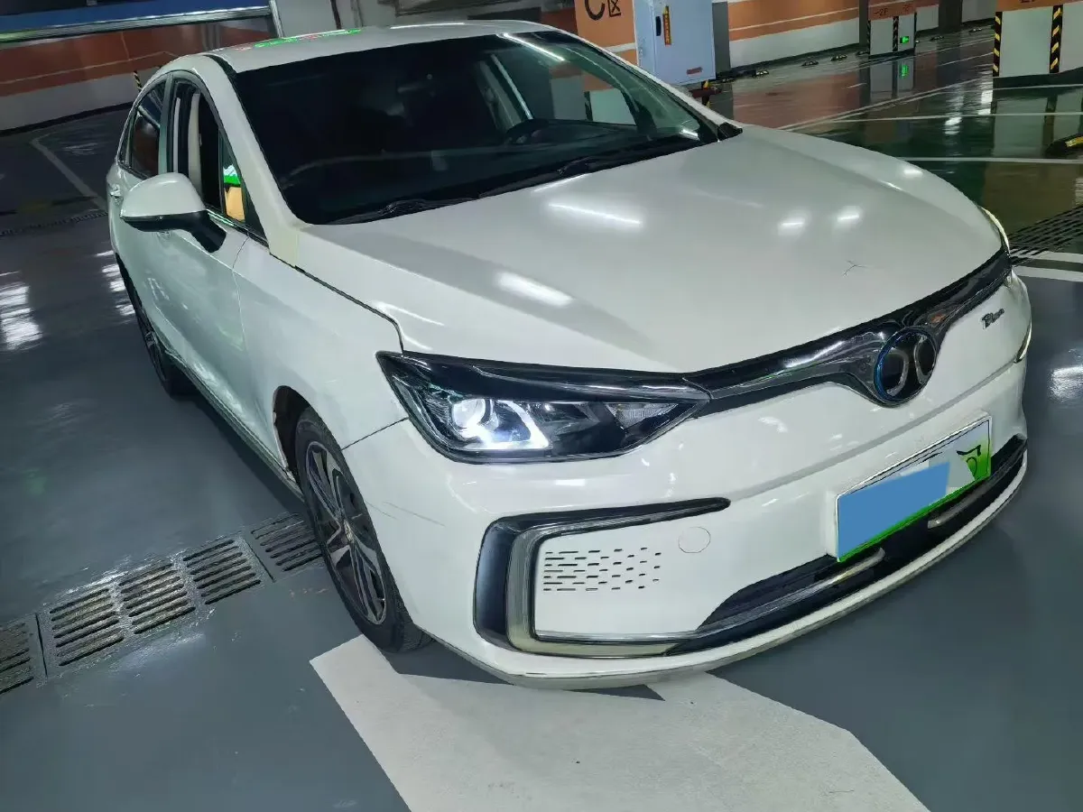 2018 BeiJing Auto EU5 BEV 53.66KWH,autocango,china used car exporter,china ev exporter,chinese used car exporter,chinese used ev exporter