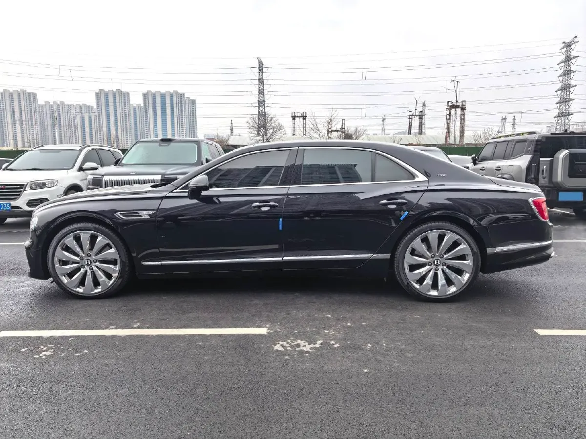2023 Bentley Flying Spur 4.0T 550HP V8 8DCT,autocango,china used car exporter,china ev exporter,chinese used car exporter,chinese used ev exporter