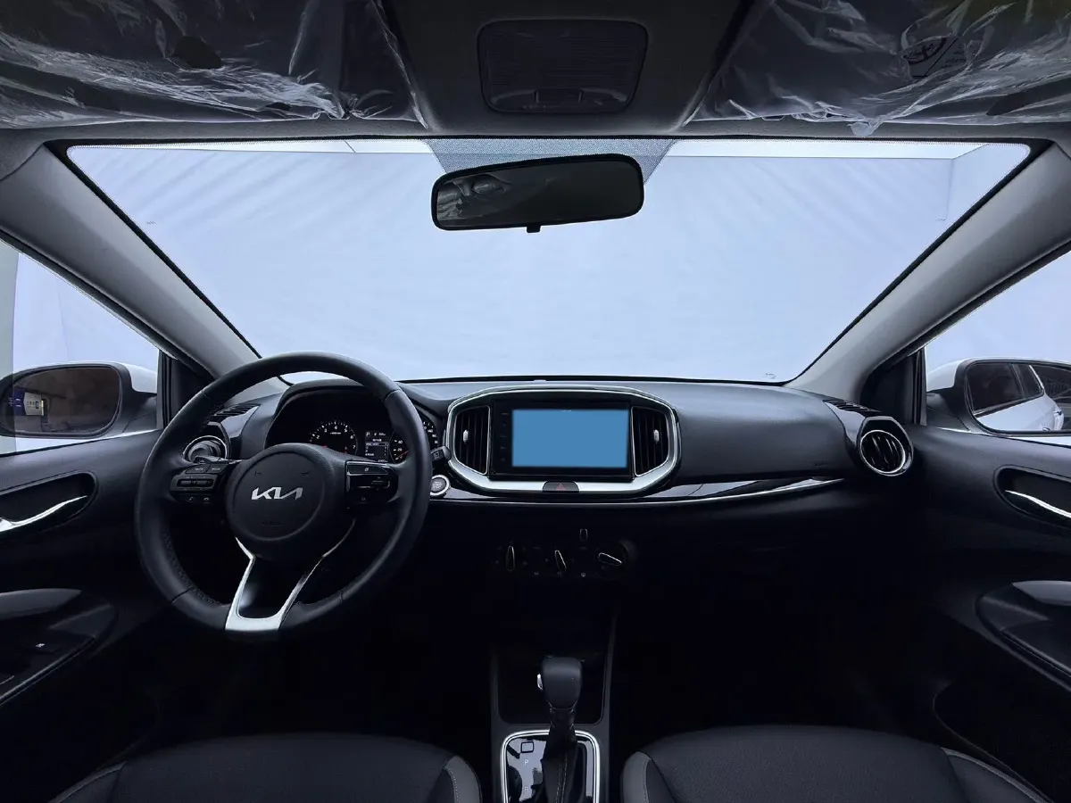 2021 Kia KX1 1.4L 100HP L4 6AT,autocango,china used car exporter,china ev exporter,chinese used car exporter,chinese used ev exporter