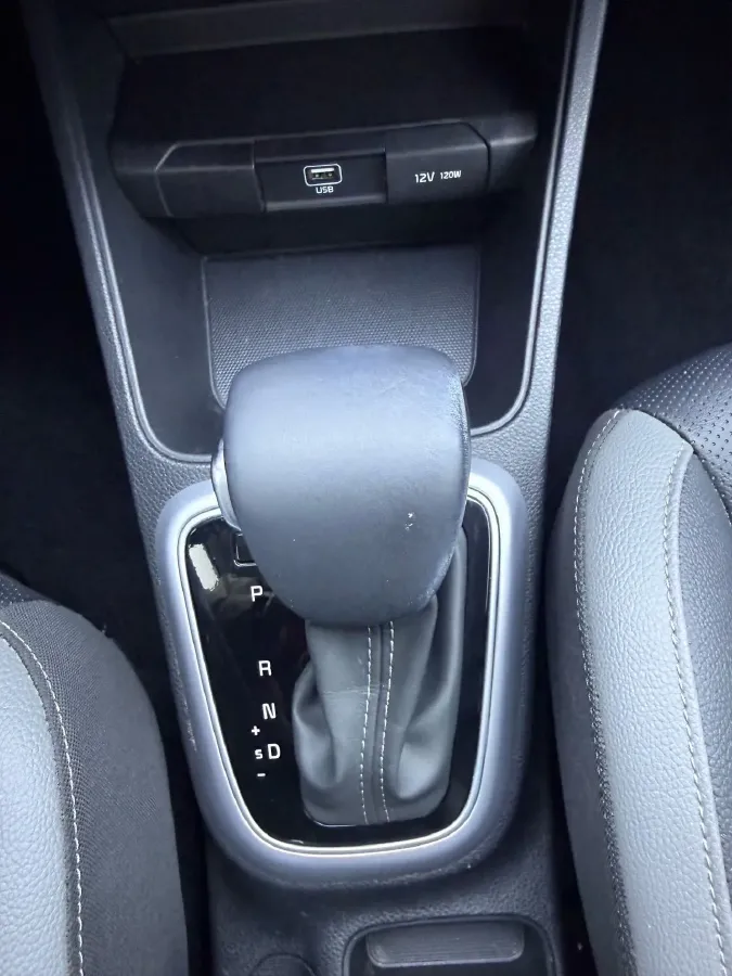 2021 Kia KX1 1.4L 100HP L4 6AT,autocango,china used car exporter,china ev exporter,chinese used car exporter,chinese used ev exporter