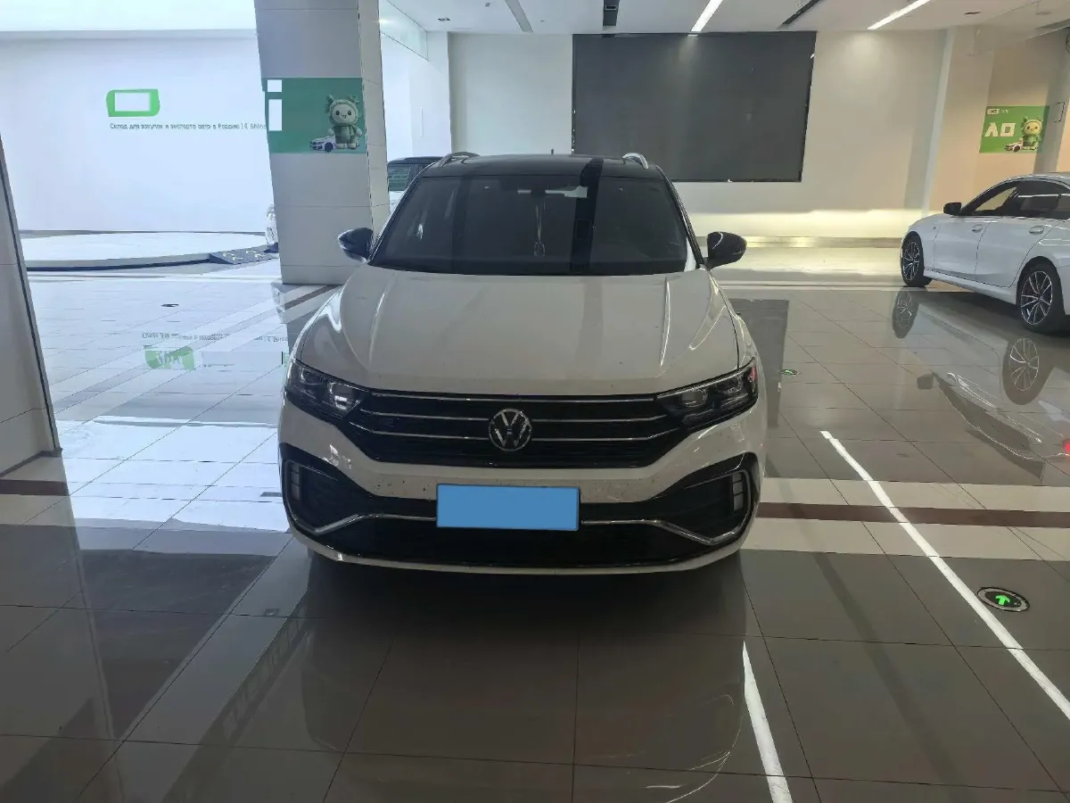 2022 Volkswagen T-Roc 1.4T 150HP L4 7DCT,autocango,china used car exporter,china ev exporter,chinese used car exporter,chinese used ev exporter