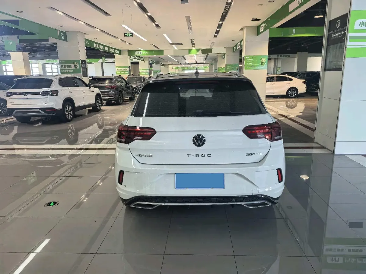 2022 Volkswagen T-Roc 1.4T 150HP L4 7DCT,autocango,china used car exporter,china ev exporter,chinese used car exporter,chinese used ev exporter