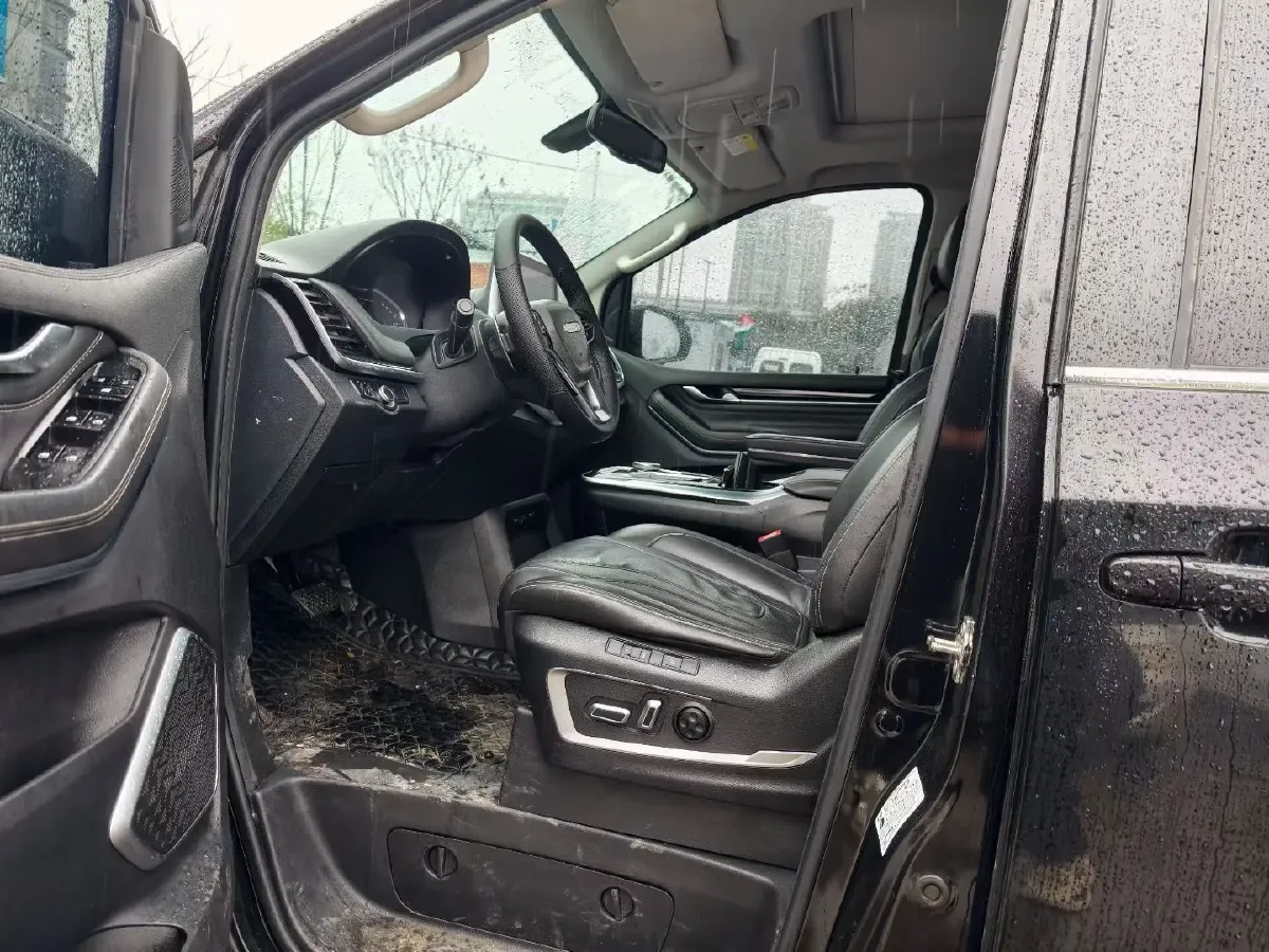 2021 MAXUS G20 2.0T 224HP L4 8AT,autocango,china used car exporter,china ev exporter,chinese used car exporter,chinese used ev exporter