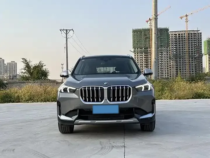 2023 BMW X1 1.5T 156HP L3 7DCT,autocango,china used car exporter,china ev exporter,chinese used car exporter,chinese used ev exporter