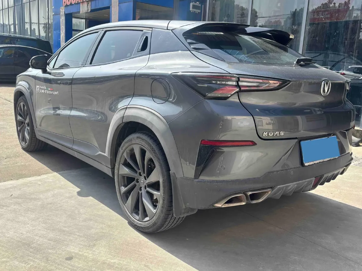 2020 ChangAn UNI-T 1.5T 180HP L4 7DCT,autocango,china used car exporter,china ev exporter,chinese used car exporter,chinese used ev exporter