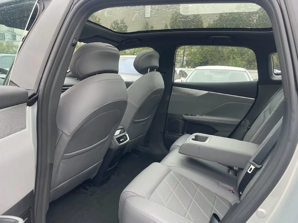 2025 DongFeng eπ eπ007 BEV,autocango,china used car exporter,china ev exporter,chinese used car exporter,chinese used ev exporter