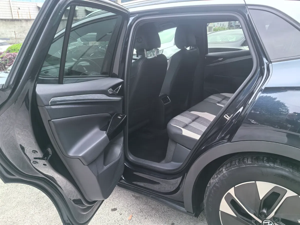 2022 Chevrolet Menlo BEV 61.1KWH,autocango,china used car exporter,china ev exporter,chinese used car exporter,chinese used ev exporter