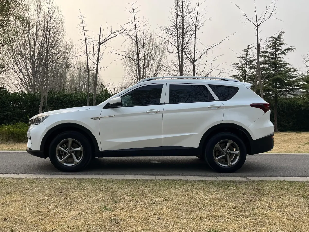 2021 SWM G05 2.0L 143HP L4 5MT,autocango,china used car exporter,china ev exporter,chinese used car exporter,chinese used ev exporter