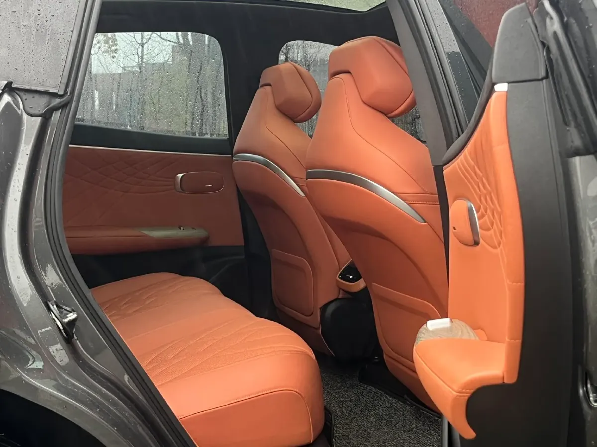 2023 Deepal S07 BEV 66.8KWH,autocango,china used car exporter,china ev exporter,chinese used car exporter,chinese used ev exporter