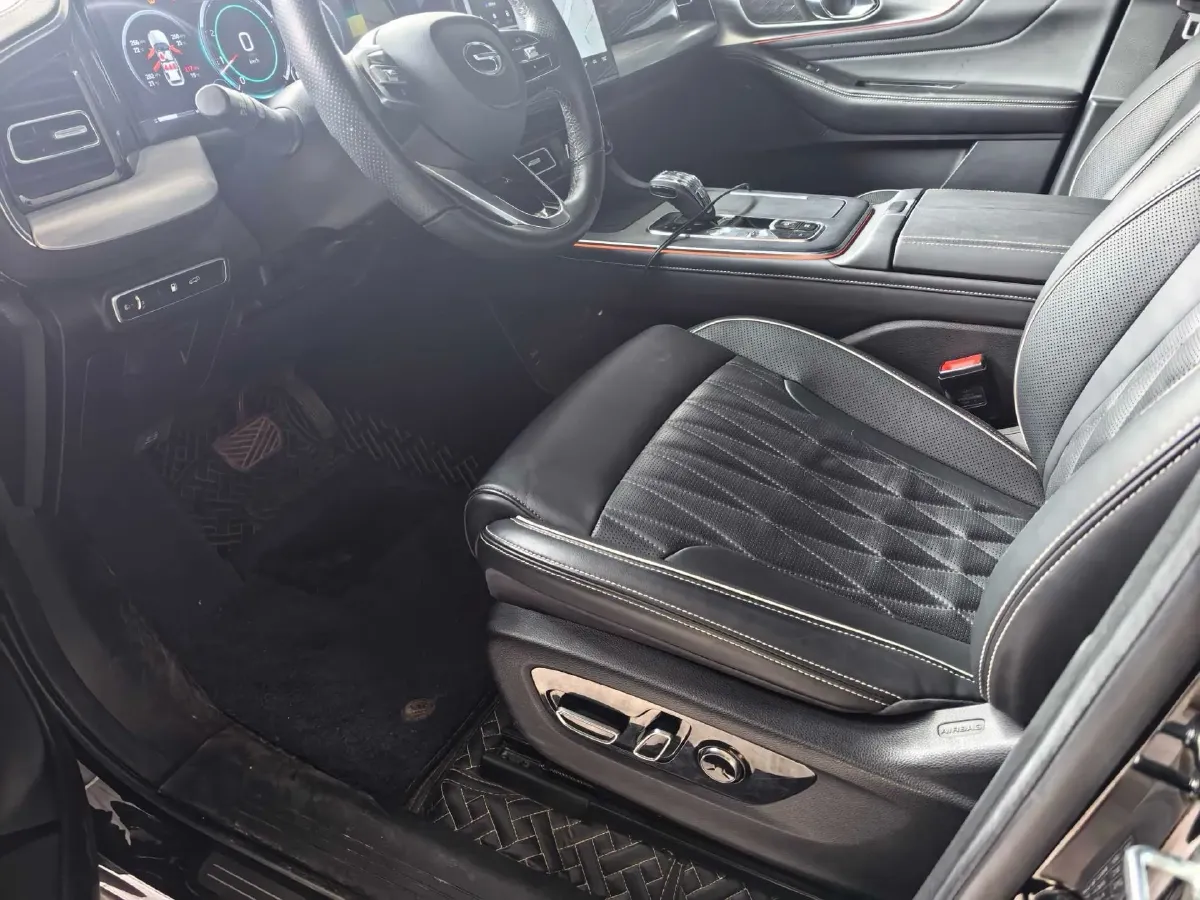 2022 GAC Trumpchi GS8 2.0T 252HP L4 8AT,autocango,china used car exporter,china ev exporter,chinese used car exporter,chinese used ev exporter