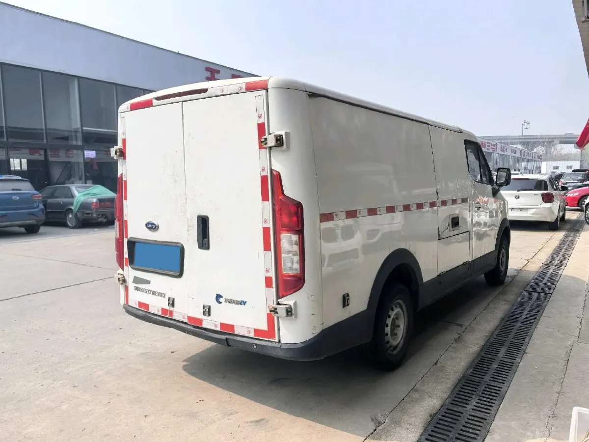 2019 Karry Dolphin EV BEV 44.5KWH,autocango,china used car exporter,china ev exporter,chinese used car exporter,chinese used ev exporter