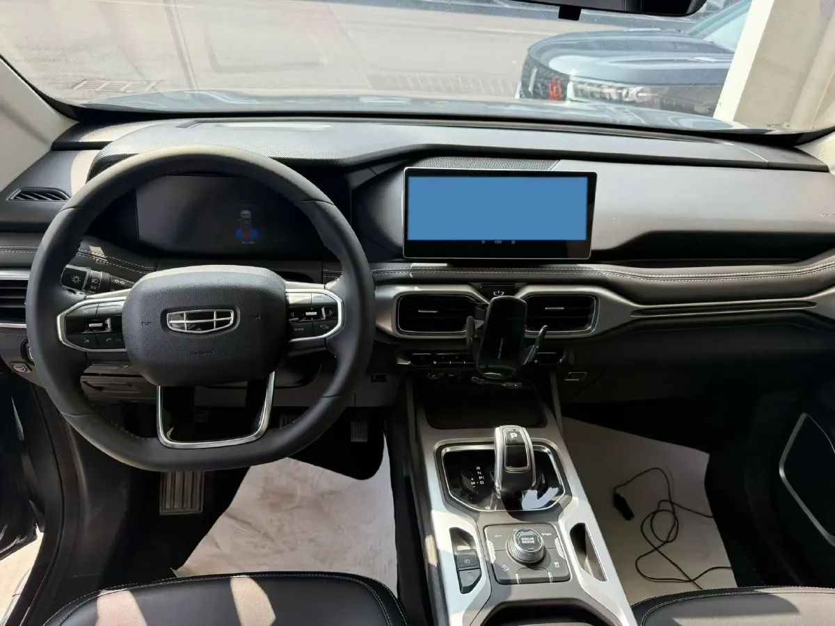 2020 Geely Okavango 1.8T 184HP L4 7DCT,autocango,china used car exporter,china ev exporter,chinese used car exporter,chinese used ev exporter