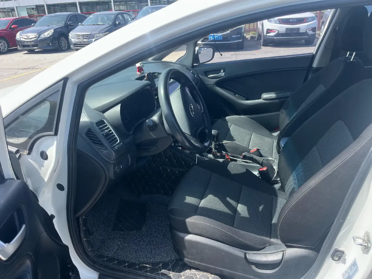 2016 Kia K3 1.6L 128HP L4 6MT,autocango,china used car exporter,china ev exporter,chinese used car exporter,chinese used ev exporter