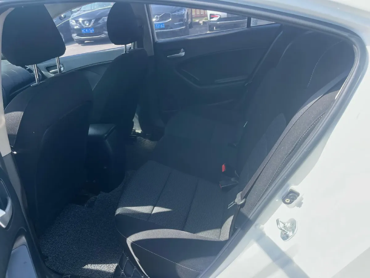 2016 Kia K3 1.6L 128HP L4 6MT,autocango,china used car exporter,china ev exporter,chinese used car exporter,chinese used ev exporter