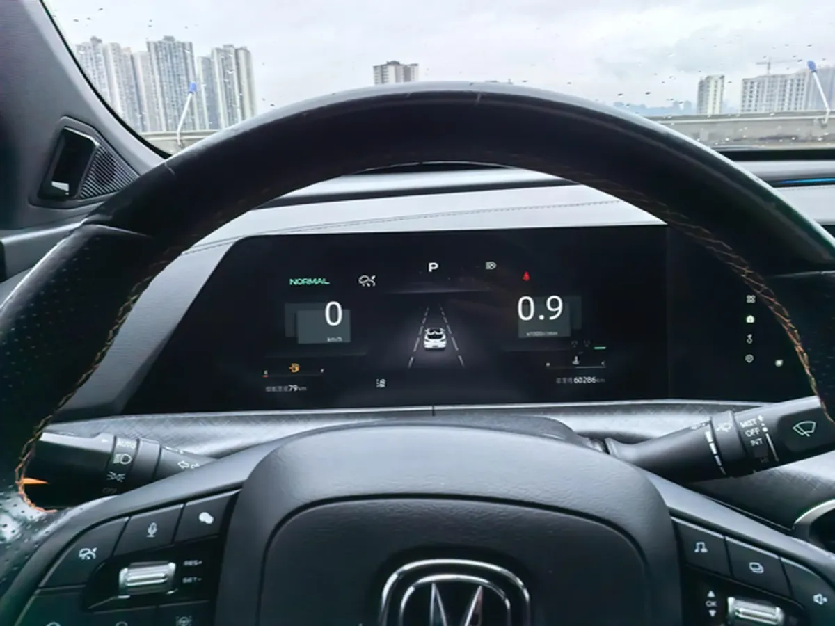 2022 ChangAn UNI-T 1.5T 188HP L4 7DCT,autocango,china used car exporter,china ev exporter,chinese used car exporter,chinese used ev exporter