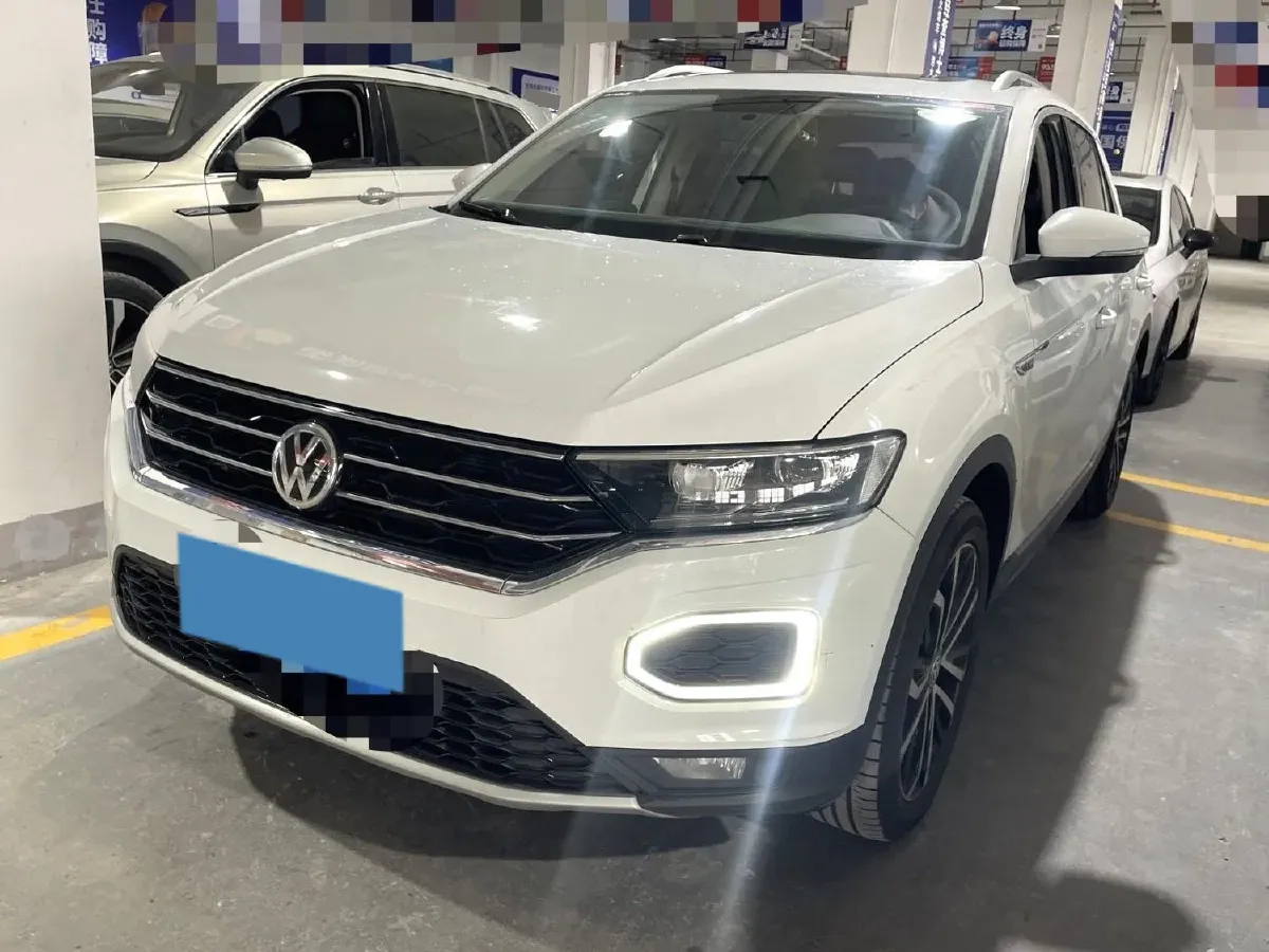 2020 Volkswagen T-Roc 1.4T 150HP L4 7DCT,autocango,china used car exporter,china ev exporter,chinese used car exporter,chinese used ev exporter