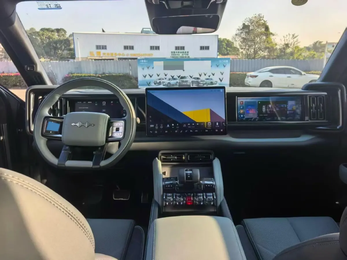 2025 FangChengBao Bao 5 1.5T 194HP L4 E-CVT PHEV 31.8KWH,autocango,china used car exporter,china ev exporter,chinese used car exporter,chinese used ev exporter