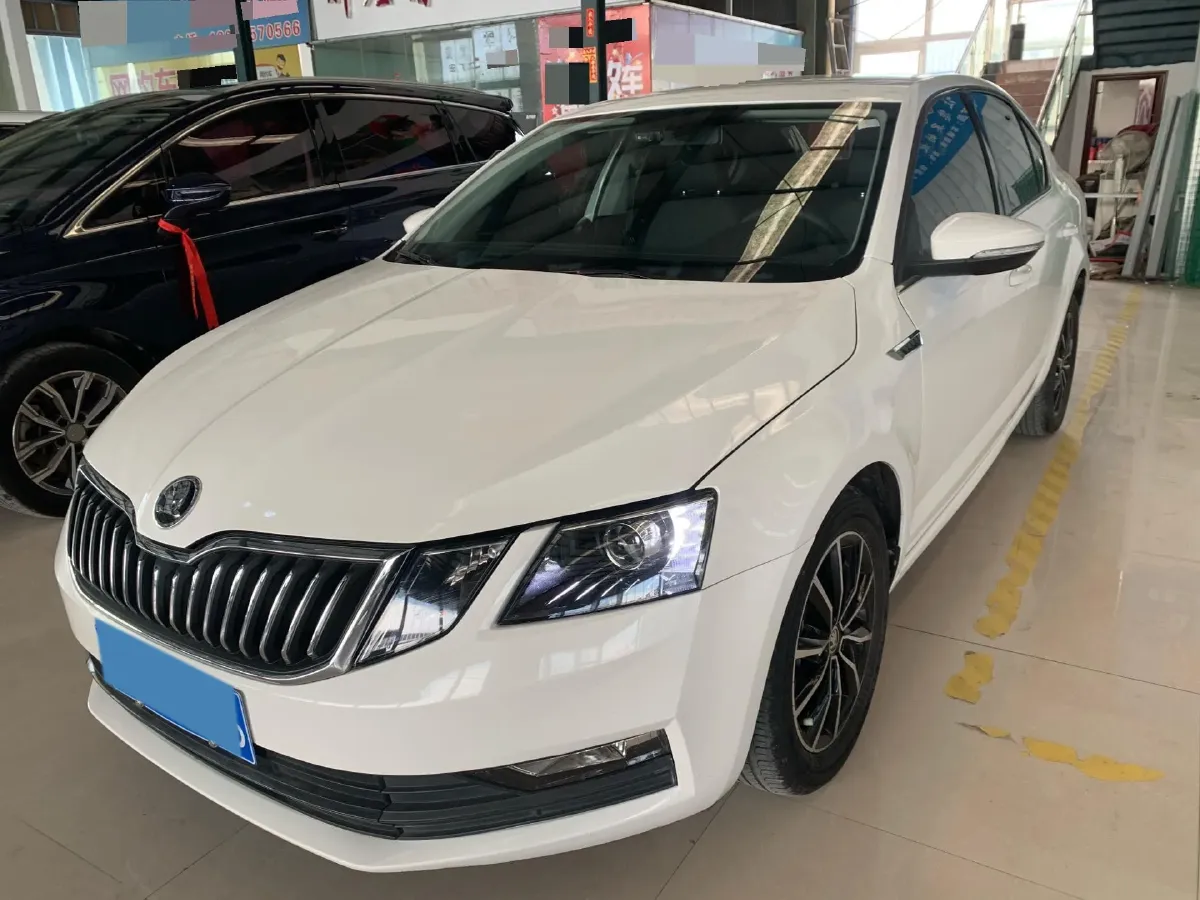2019 Skoda Octavia 1.5L 116HP L4 6AT,autocango,china used car exporter,china ev exporter,chinese used car exporter,chinese used ev exporter