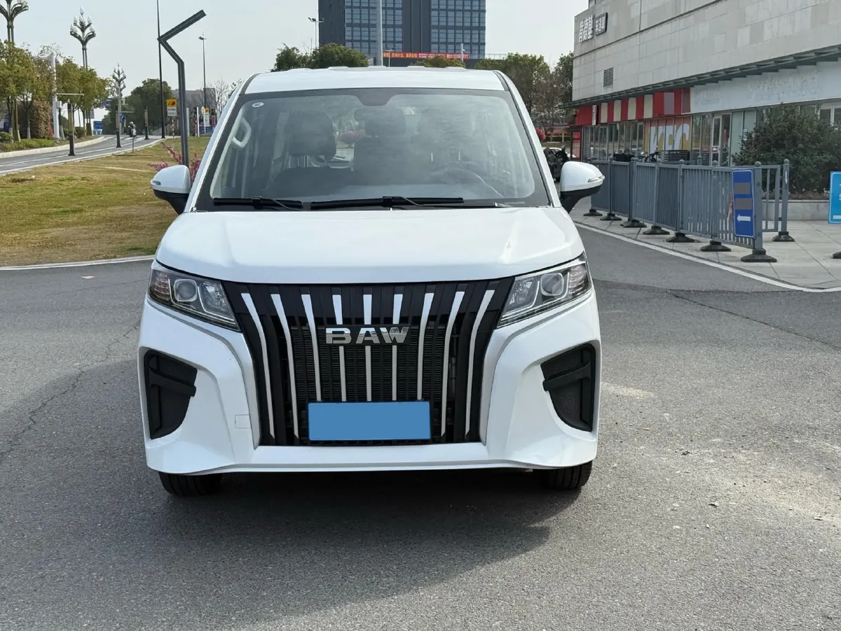 2025 BAW RuiSheng Trump M7 1.6L 124HP L4 5MT,autocango,china used car exporter,china ev exporter,chinese used car exporter,chinese used ev exporter