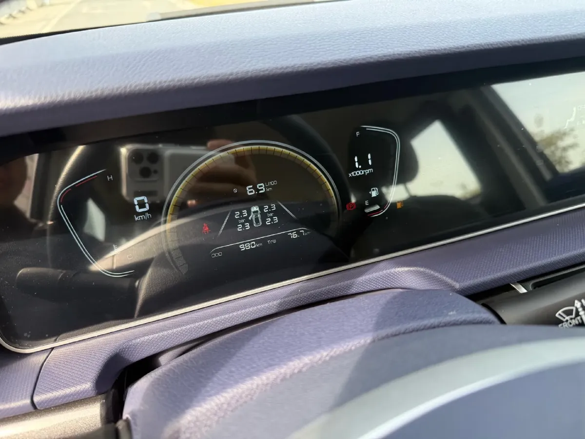 2025 BAW RuiSheng Trump M7 1.6L 124HP L4 5MT,autocango,china used car exporter,china ev exporter,chinese used car exporter,chinese used ev exporter