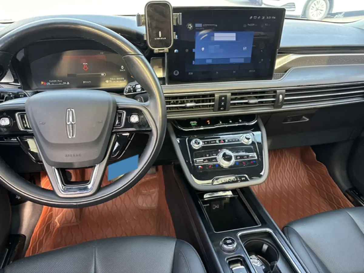 2021 Lincoln Corsair 2.0T 245HP L4 8AT,autocango,china used car exporter,china ev exporter,chinese used car exporter,chinese used ev exporter