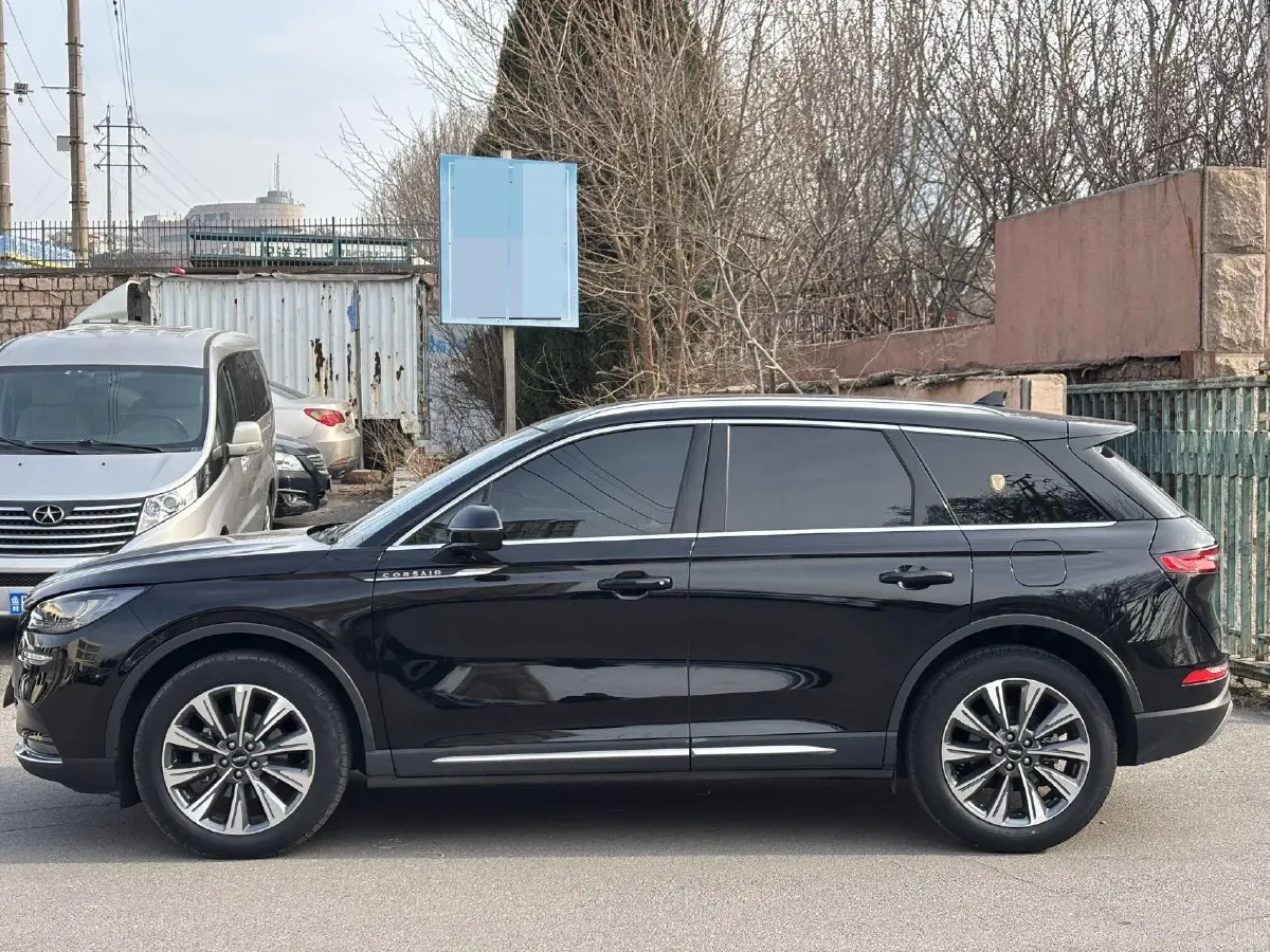 2021 Lincoln Corsair 2.0T 245HP L4 8AT,autocango,china used car exporter,china ev exporter,chinese used car exporter,chinese used ev exporter