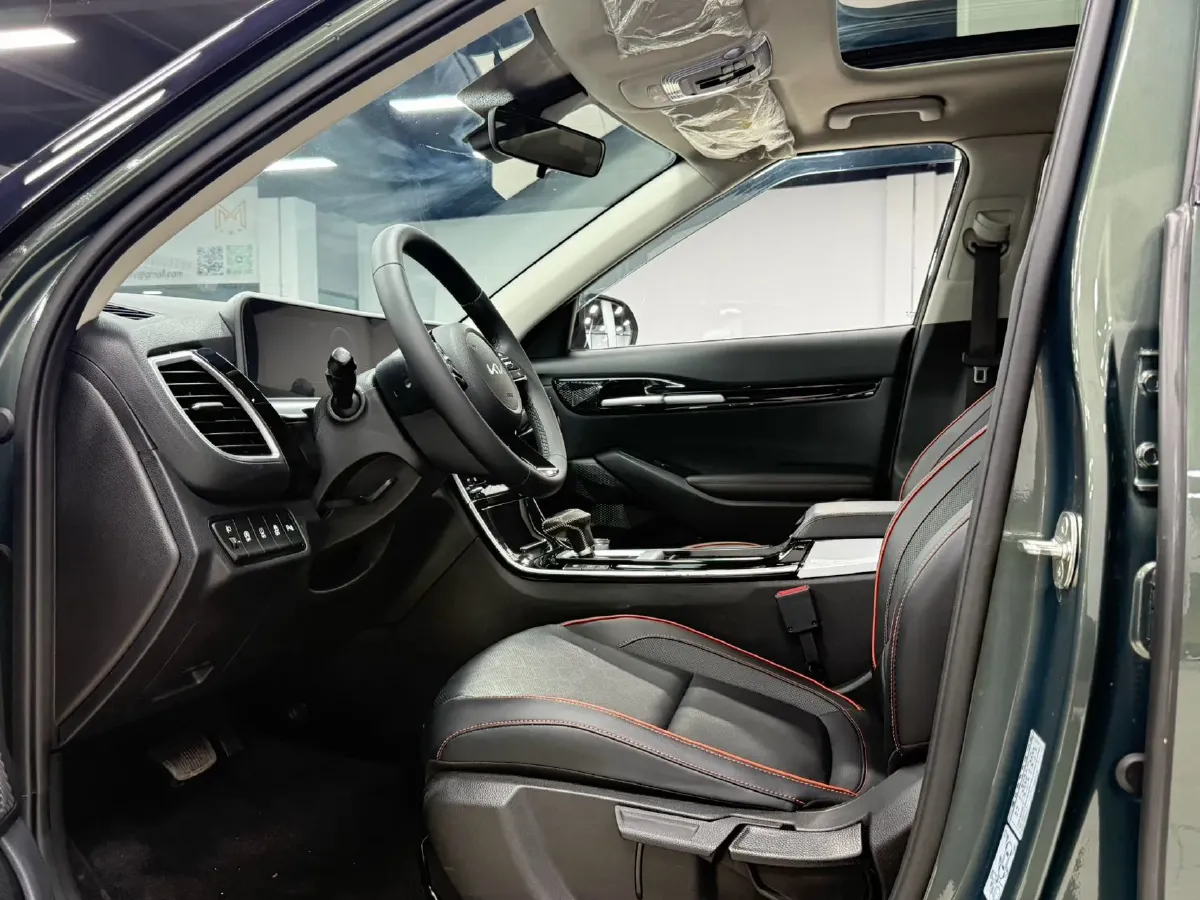 2023 Kia Seltos 1.5L 115HP L4 CVT,autocango,china used car exporter,china ev exporter,chinese used car exporter,chinese used ev exporter