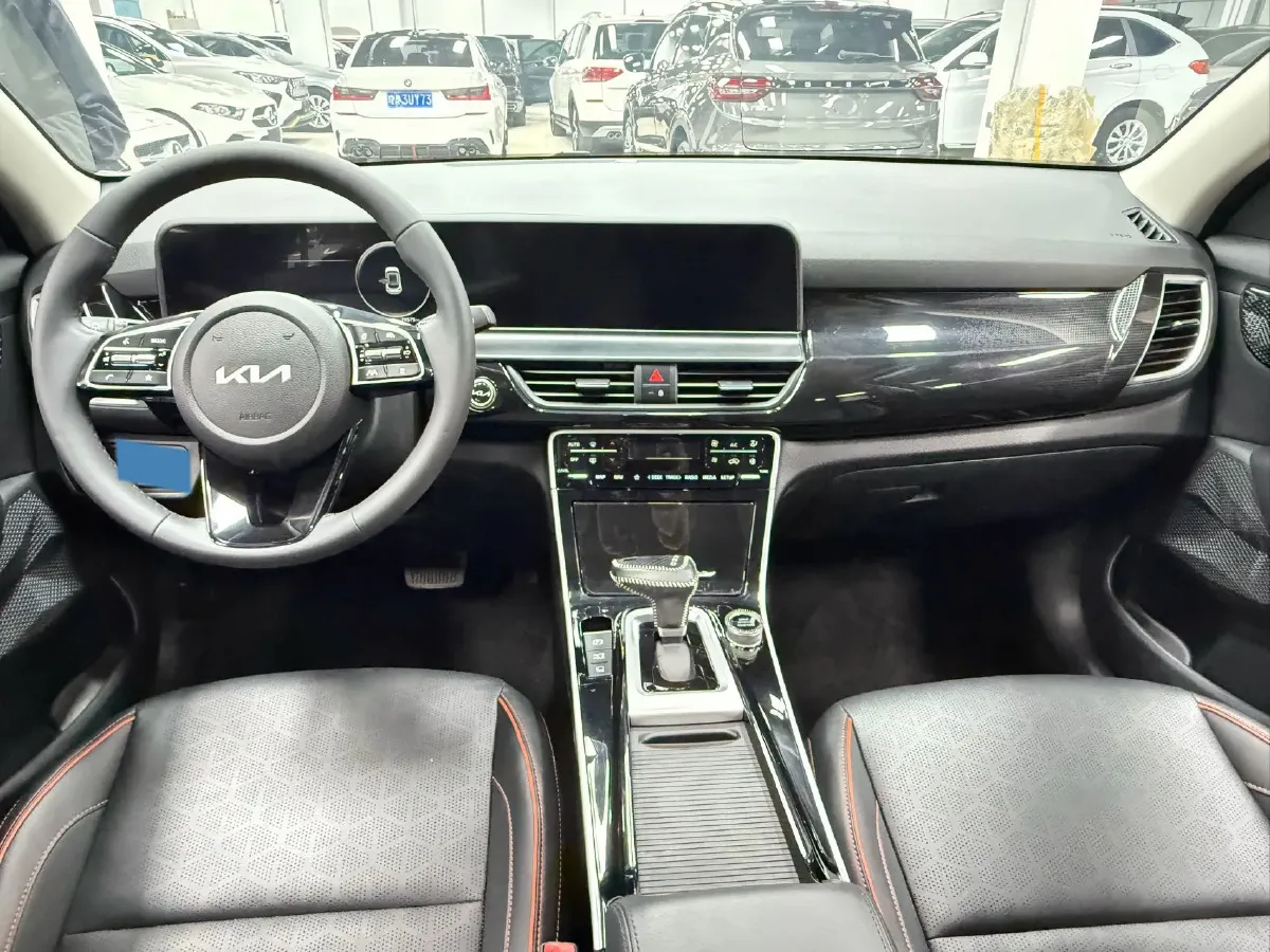 2023 Kia Seltos 1.5L 115HP L4 CVT,autocango,china used car exporter,china ev exporter,chinese used car exporter,chinese used ev exporter