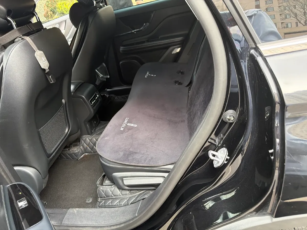 2021 Lincoln Corsair 2.0T 245HP L4 8AT,autocango,china used car exporter,china ev exporter,chinese used car exporter,chinese used ev exporter