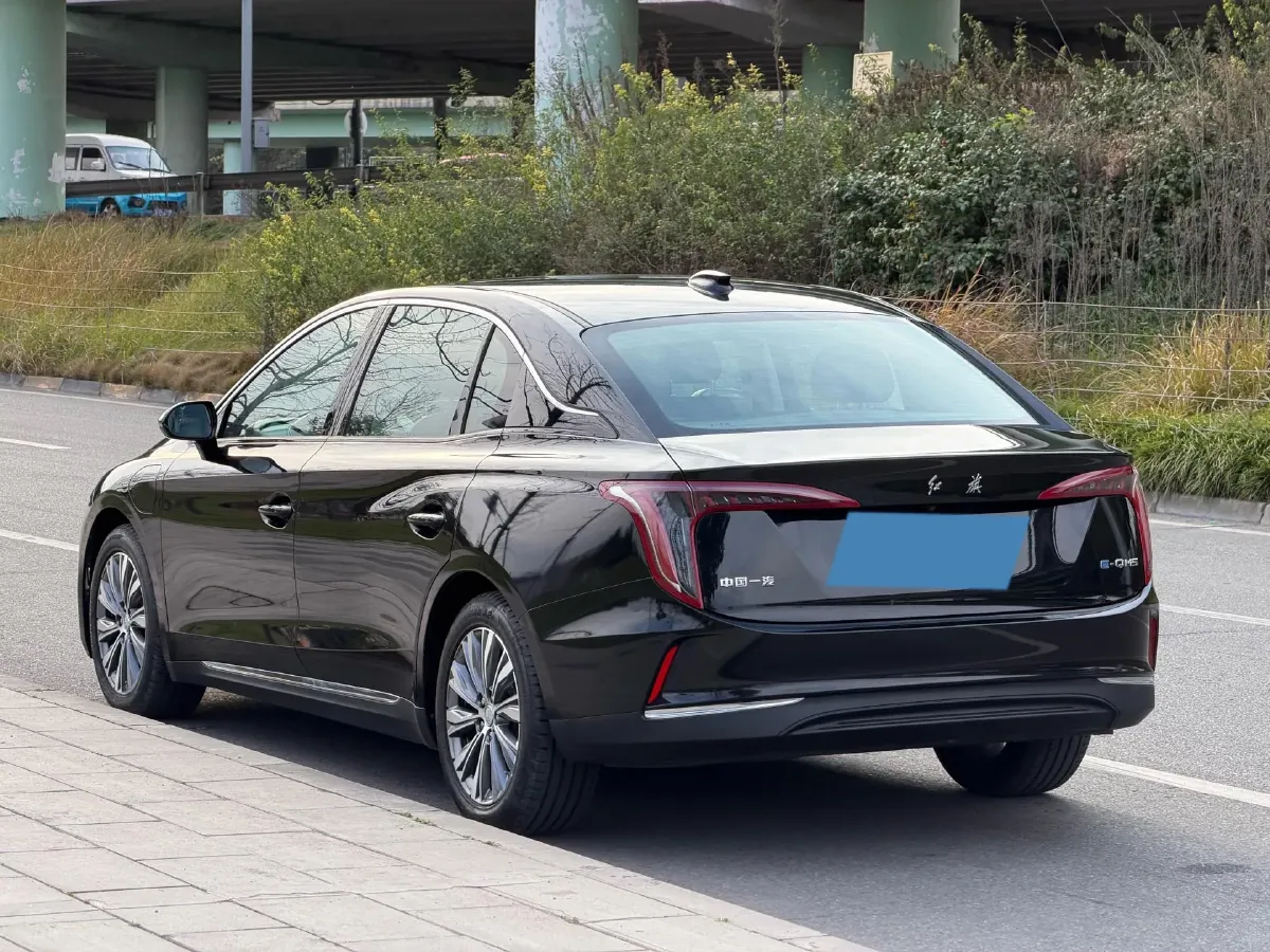 2022 HongQi E-QM5 BEV 54KWH,autocango,china used car exporter,china ev exporter,chinese used car exporter,chinese used ev exporter