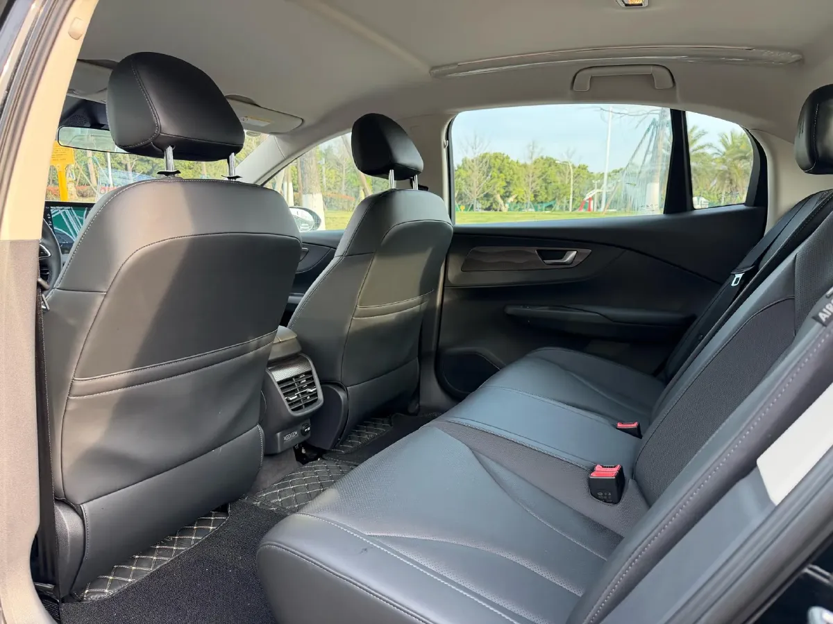 2022 HongQi E-QM5 BEV 54KWH,autocango,china used car exporter,china ev exporter,chinese used car exporter,chinese used ev exporter