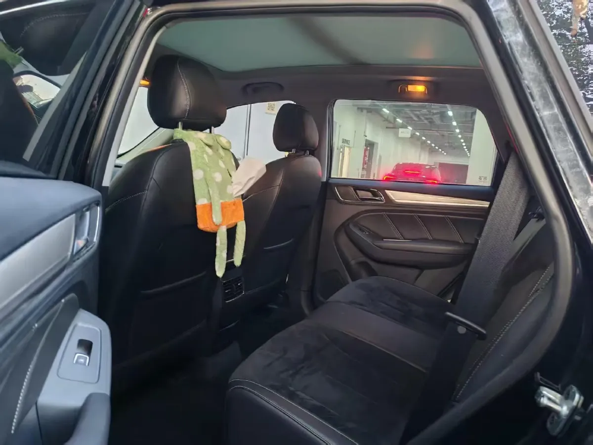 2017 Roewe RX5 1.5T 169HP L4 2AT PHEV 12KWH,autocango,china used car exporter,china ev exporter,chinese used car exporter,chinese used ev exporter