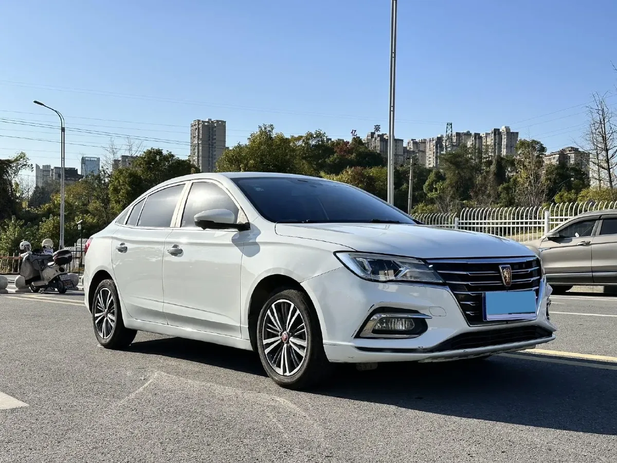 2019 Roewe i5 1.5L 120HP L4 CVT,autocango,china used car exporter,china ev exporter,chinese used car exporter,chinese used ev exporter