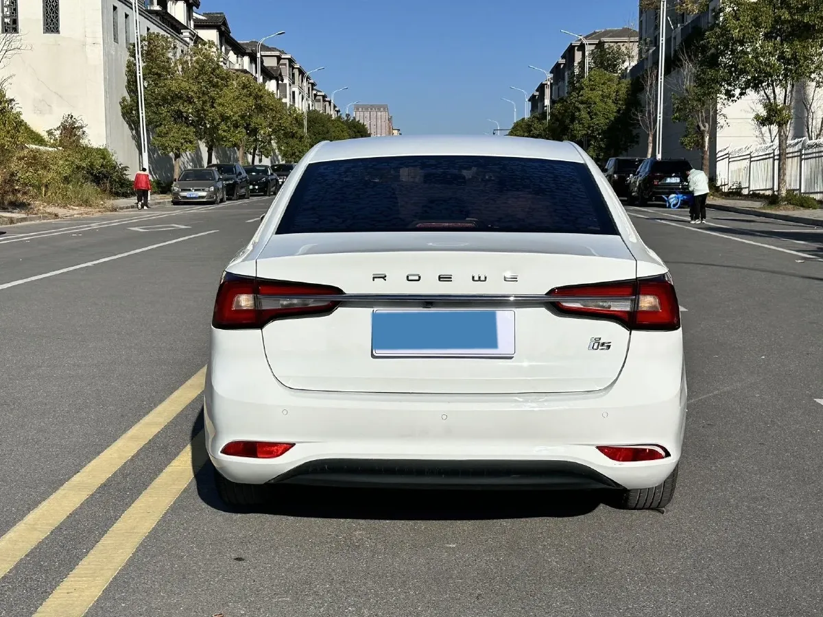2019 Roewe i5 1.5L 120HP L4 CVT,autocango,china used car exporter,china ev exporter,chinese used car exporter,chinese used ev exporter