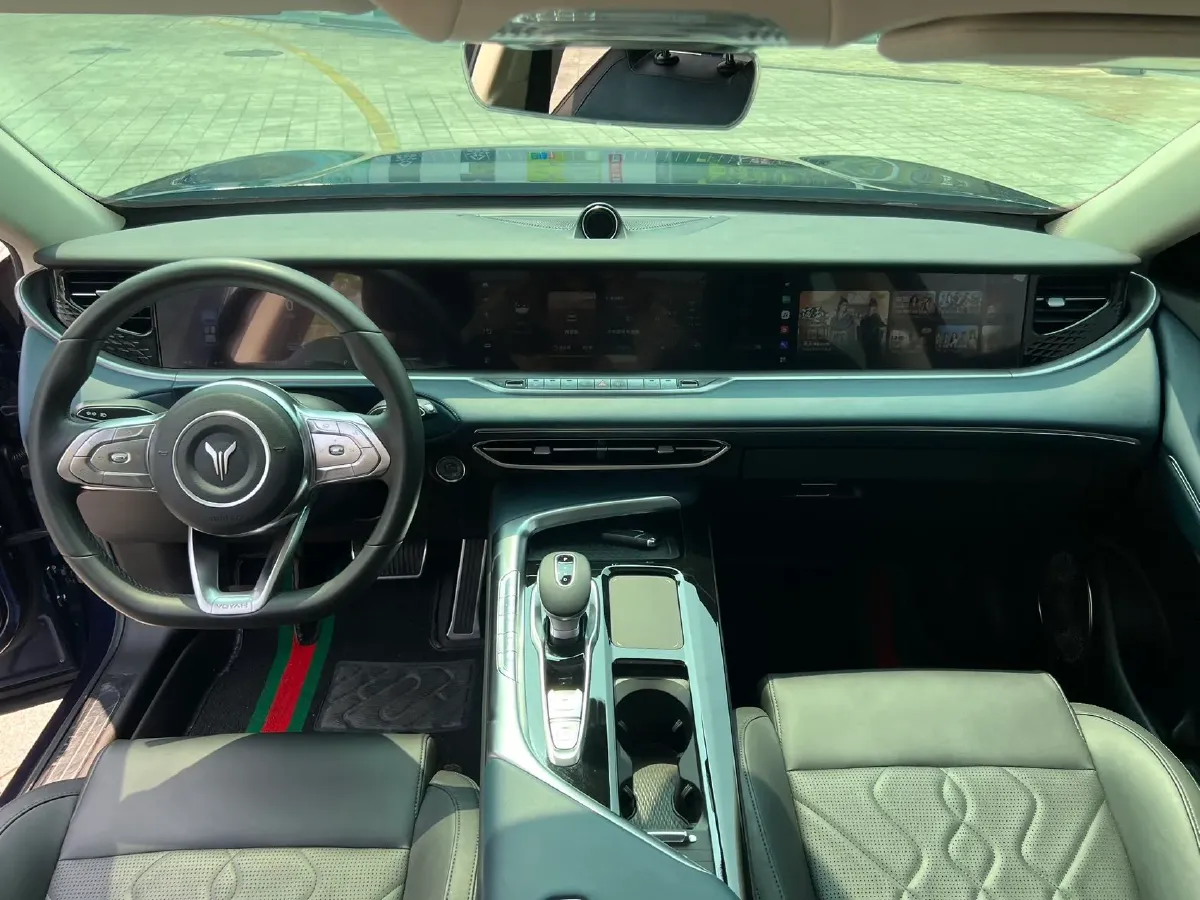 2021 Voyah FREE Range Extended 109HP REEV 33KWH,autocango,china used car exporter,china ev exporter,chinese used car exporter,chinese used ev exporter