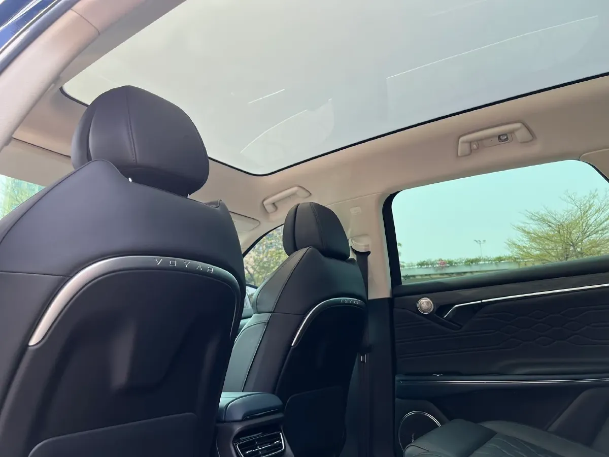 2021 Voyah FREE Range Extended 109HP REEV 33KWH,autocango,china used car exporter,china ev exporter,chinese used car exporter,chinese used ev exporter