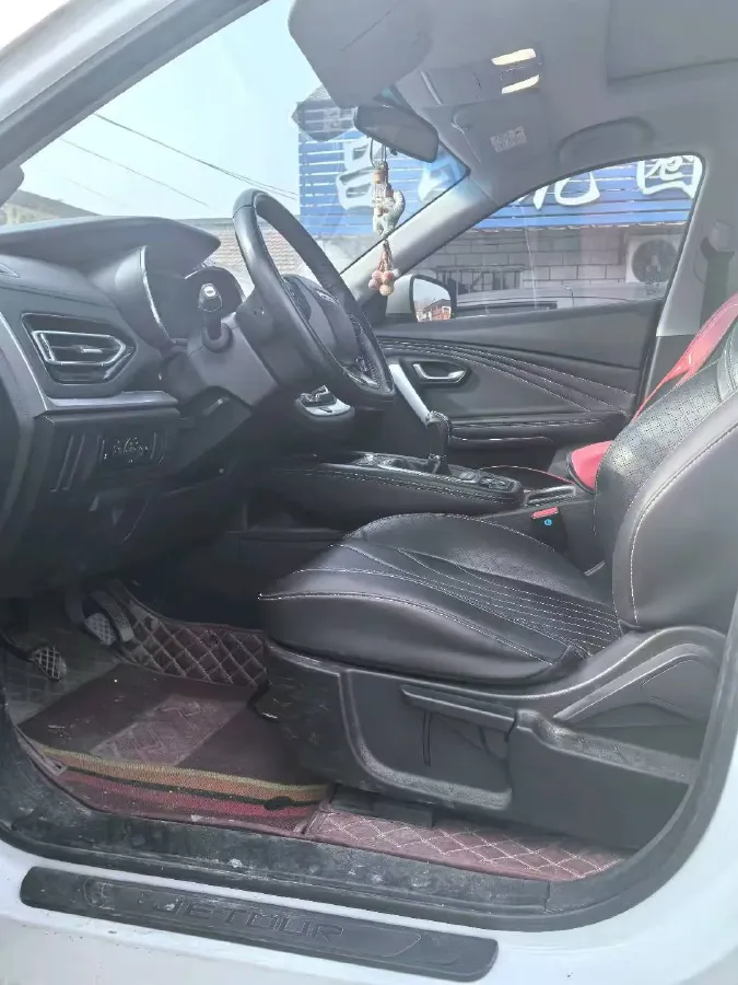 2018 Jetour X70 1.5T 147HP L4 5MT,autocango,china used car exporter,china ev exporter,chinese used car exporter,chinese used ev exporter