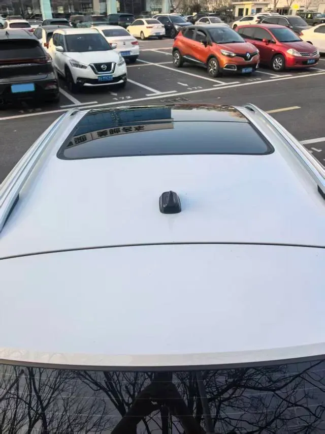 2023 Volkswagen T-Roc 1.4T 150HP L4 7DCT,autocango,china used car exporter,china ev exporter,chinese used car exporter,chinese used ev exporter