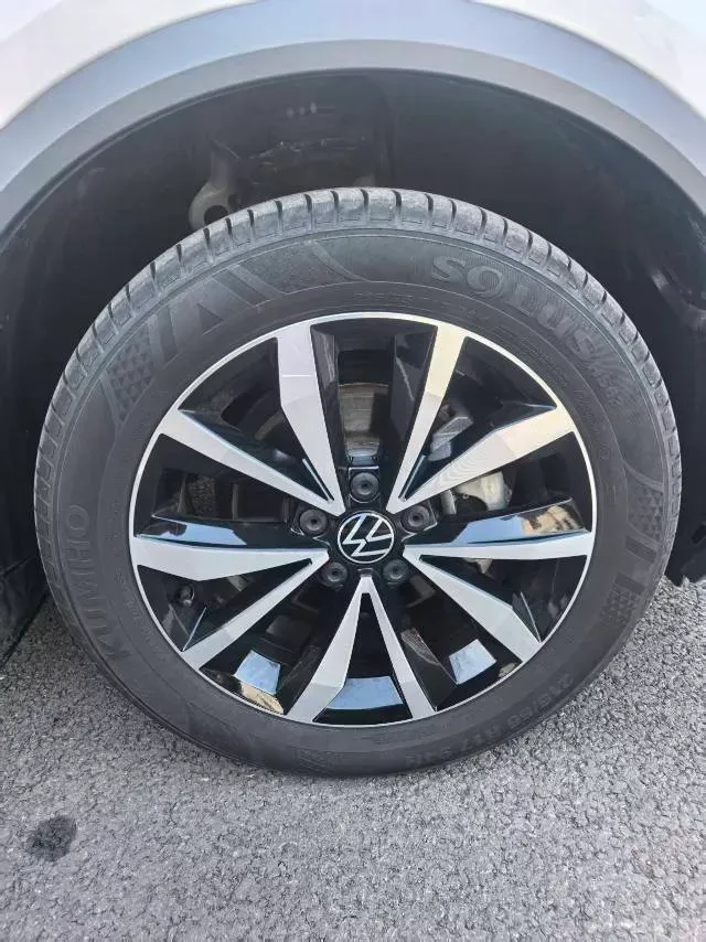 2023 Volkswagen T-Roc 1.4T 150HP L4 7DCT,autocango,china used car exporter,china ev exporter,chinese used car exporter,chinese used ev exporter