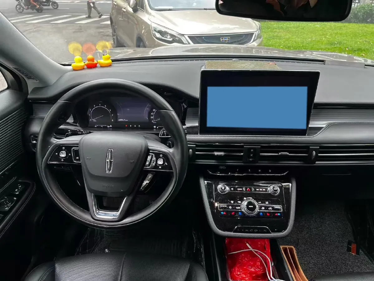 2020 Lincoln Corsair 2.0T 245HP L4 8AT,autocango,china used car exporter,china ev exporter,chinese used car exporter,chinese used ev exporter