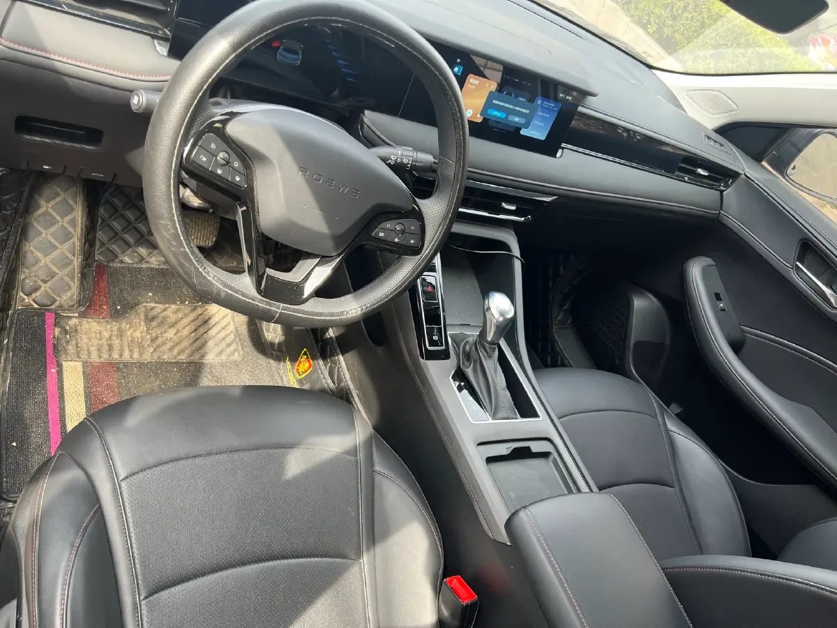 2023 Roewe i5 1.5L 129HP L4 CVT,autocango,china used car exporter,china ev exporter,chinese used car exporter,chinese used ev exporter