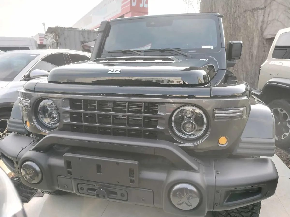 2025 212 212 T01 2.0T 252HP L4 8AT,autocango,china used car exporter,china ev exporter,chinese used car exporter,chinese used ev exporter