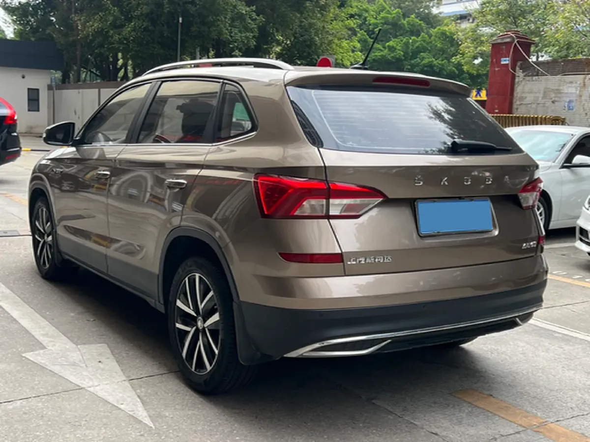 2020 Skoda Kamiq 1.5L 112HP L4 6AT,autocango,china used car exporter,china ev exporter,chinese used car exporter,chinese used ev exporter