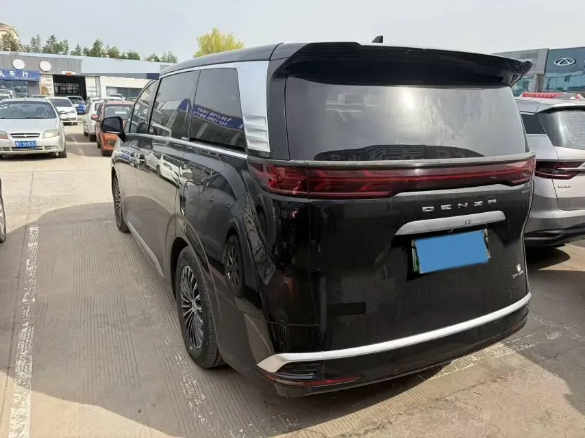 2024 Denza D9 1.5T 139HP L4 E-CVT PHEV 40KWH,autocango,china used car exporter,china ev exporter,chinese used car exporter,chinese used ev exporter